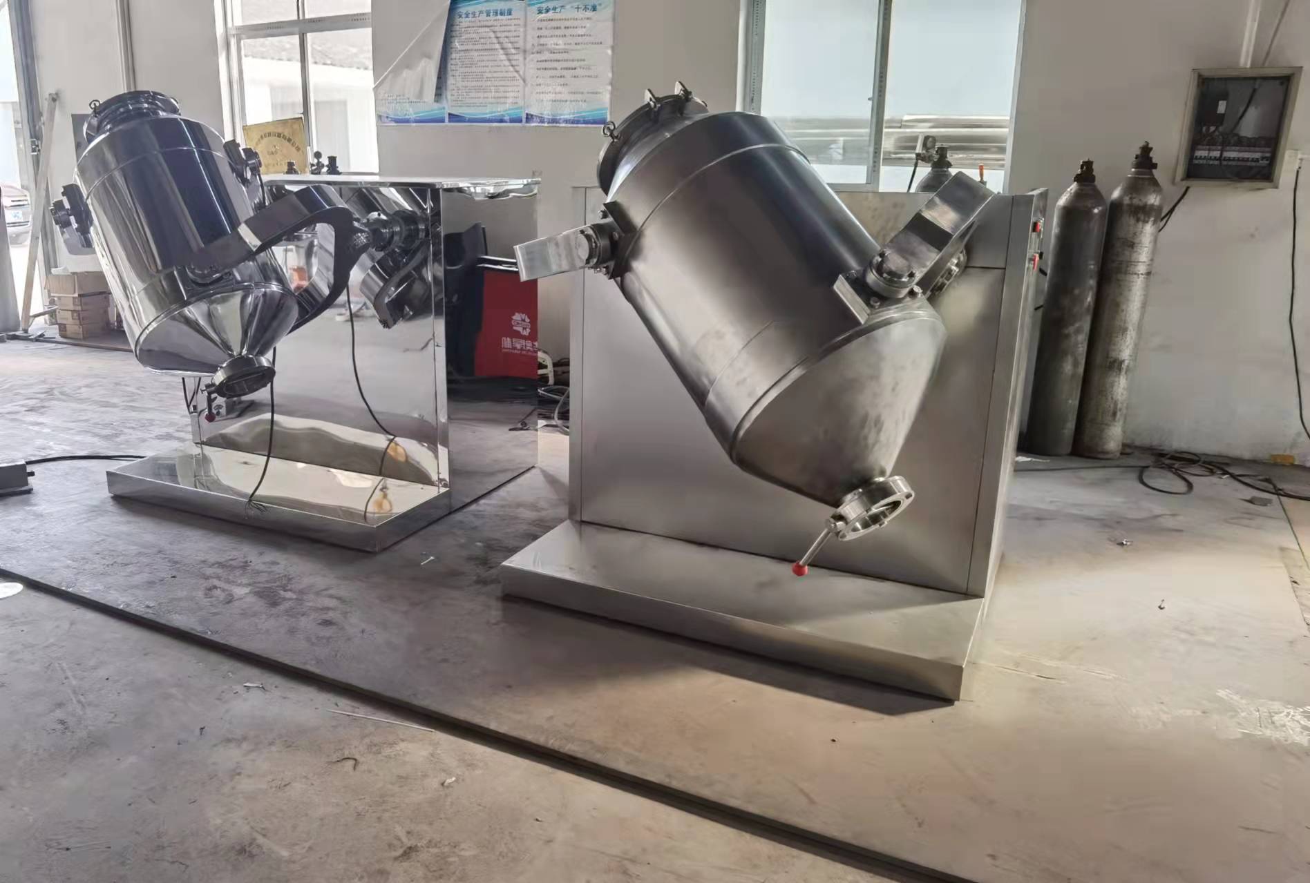 Syh 200 Automatic Widely Used Chemical 3d Lab Dry Powder Mixer Blender3