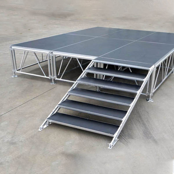 portable outdoor stage with roof