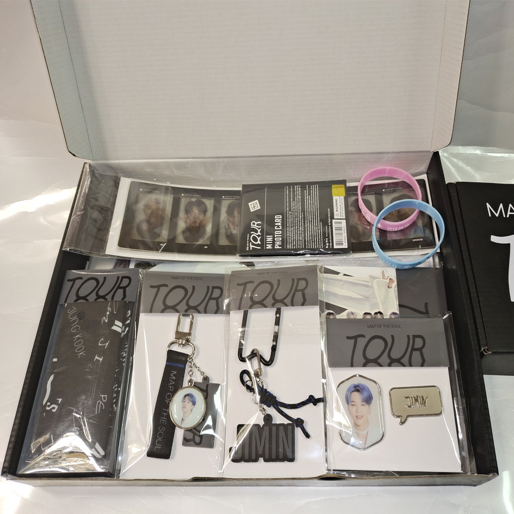 KPOP Bangtan Boys Map of the soul tour Mystery Gift Box Subscription Box Jungkook v jimin keychain paper cards