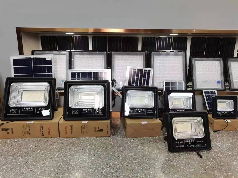 1 Solar Flood Light