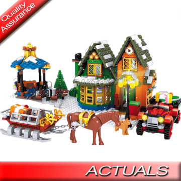 AUSINI 25607 Christmas Decorations Christmas Post Office Building Blocks Ornament Friends City Winter Village Toy Gift