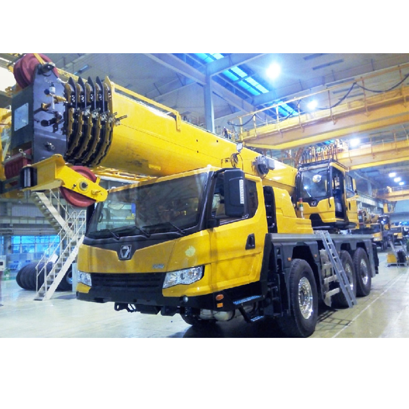 XCA60 60ton hydraulic all terrain crane truck