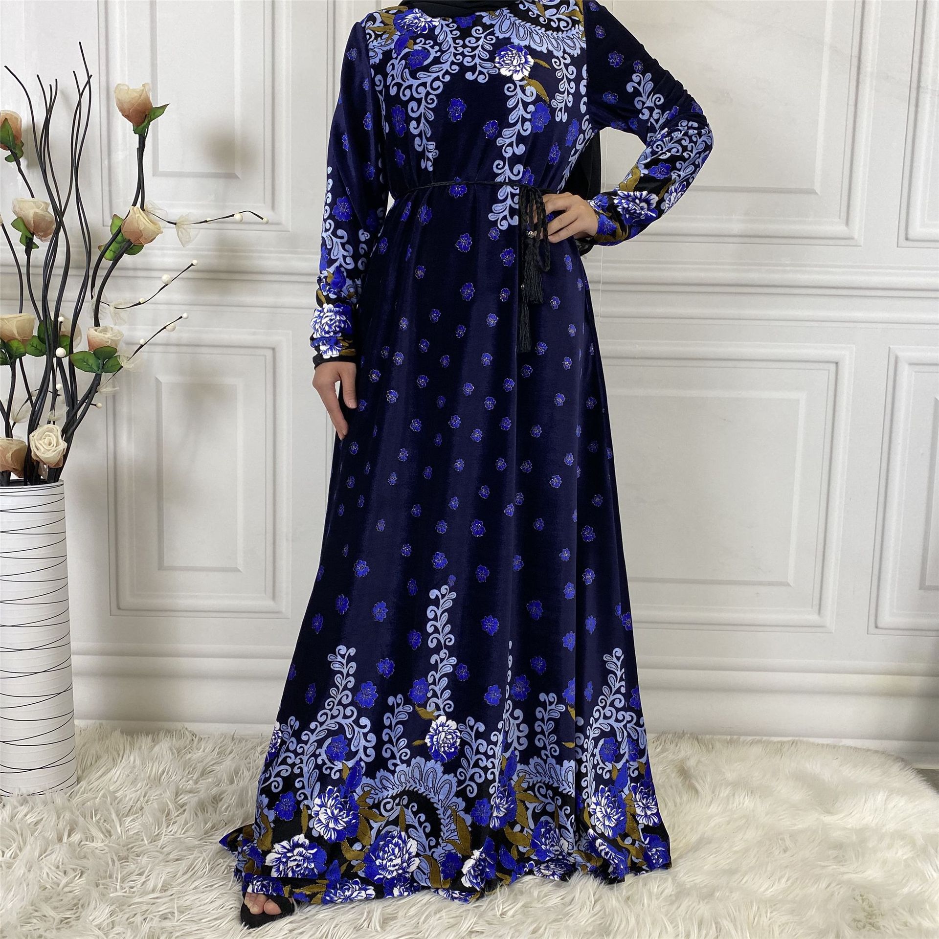 Eid Caftan Dresses Abayas for Women Muslim Abaya Dubai Moroccan Kaftan Velvet Arabic Long Dress Islamic Clothing Vestidos Largos