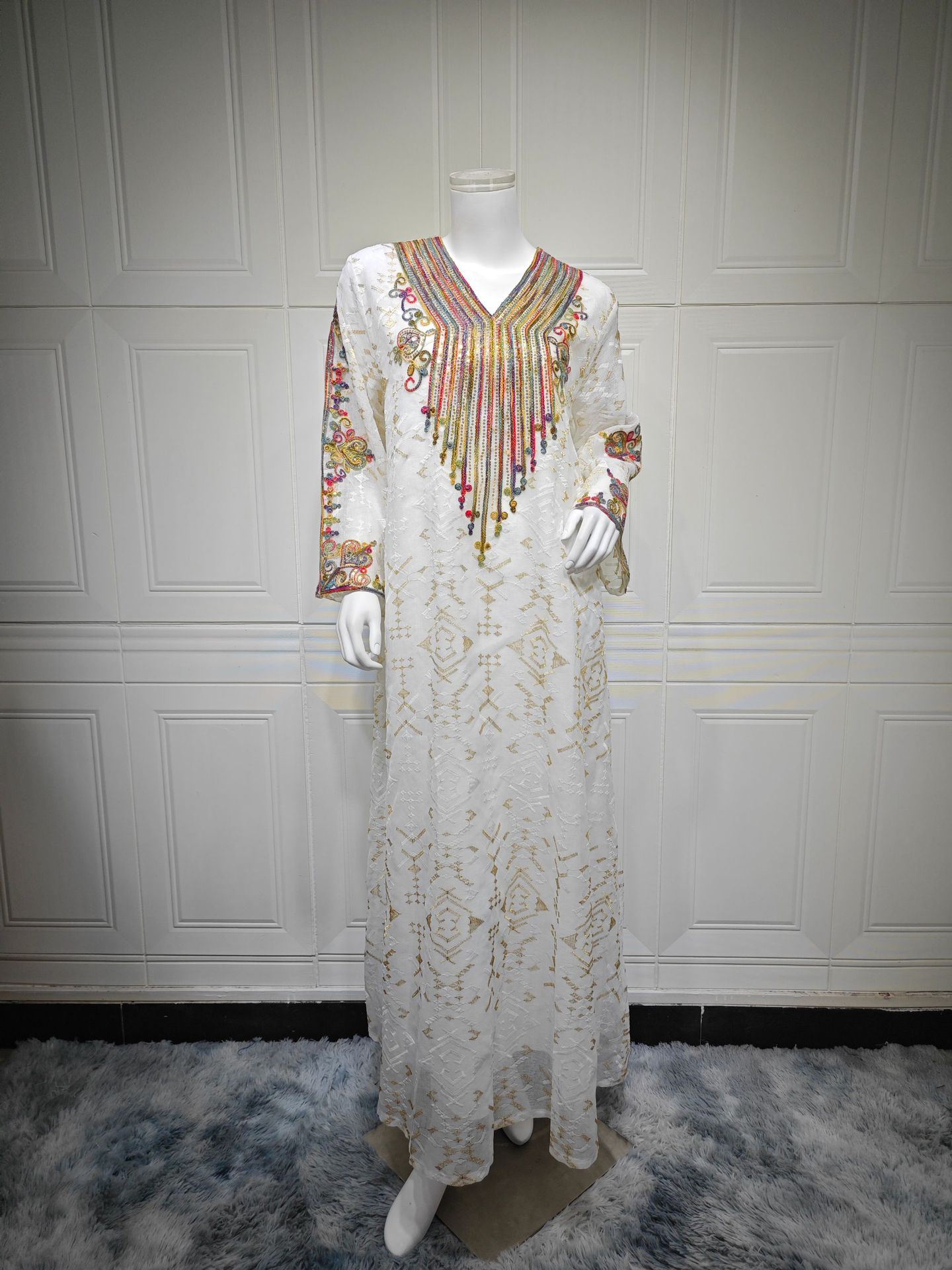 Luxury Embroidery Muslim Dress with Mesh Detail