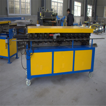 TDF flange forming duct machine T-15 for square air pipe making