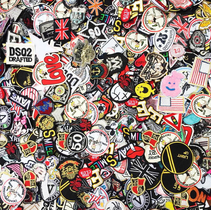20,30,50 pcs/pack Randomly Mixed Embroidered patches iron on cartoon Motif Applique Fashion fabric clothing hat bag shoe repair