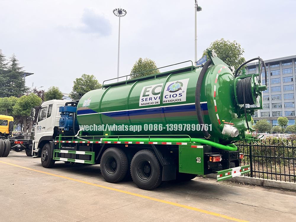 septic tank trucks  2