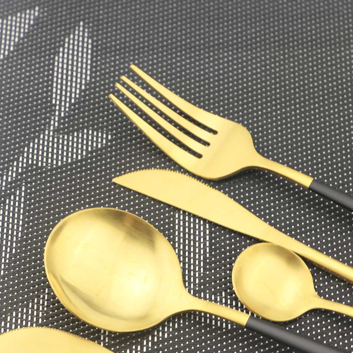 24Pcs/Set Stainless Steel Dinnerware Set Blue Gold Cutlery Set Knives Forks Coffee Spoon Dinner Silverware Kitchen Tableware Set
