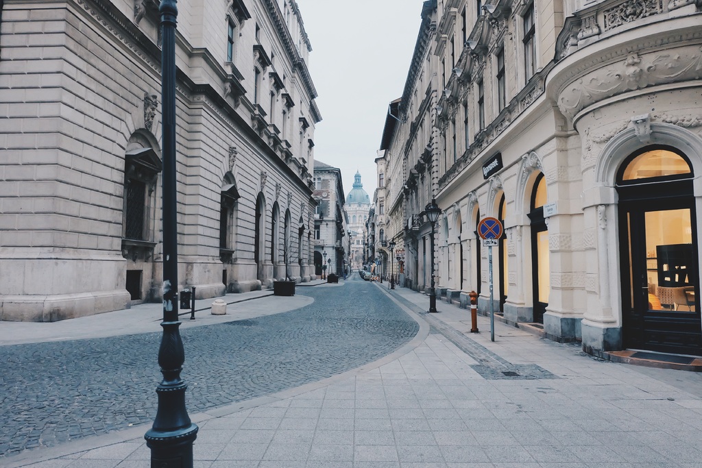 tidy clean street