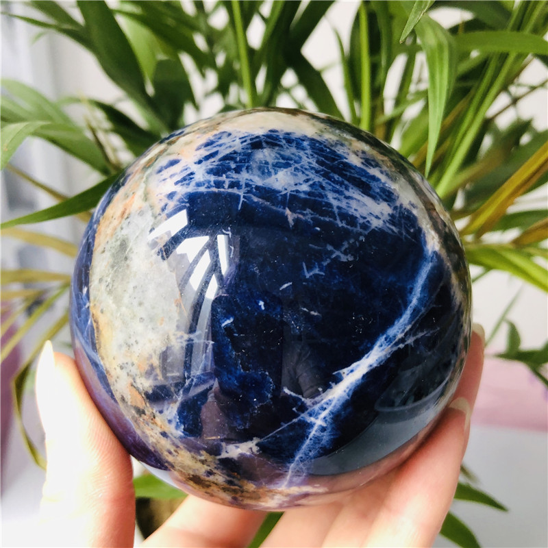 Natural Sodalite Sphere Quartz Crystal Gemstone Power Ball Orb Natural stones and minerals reiki Healing for home decoratio