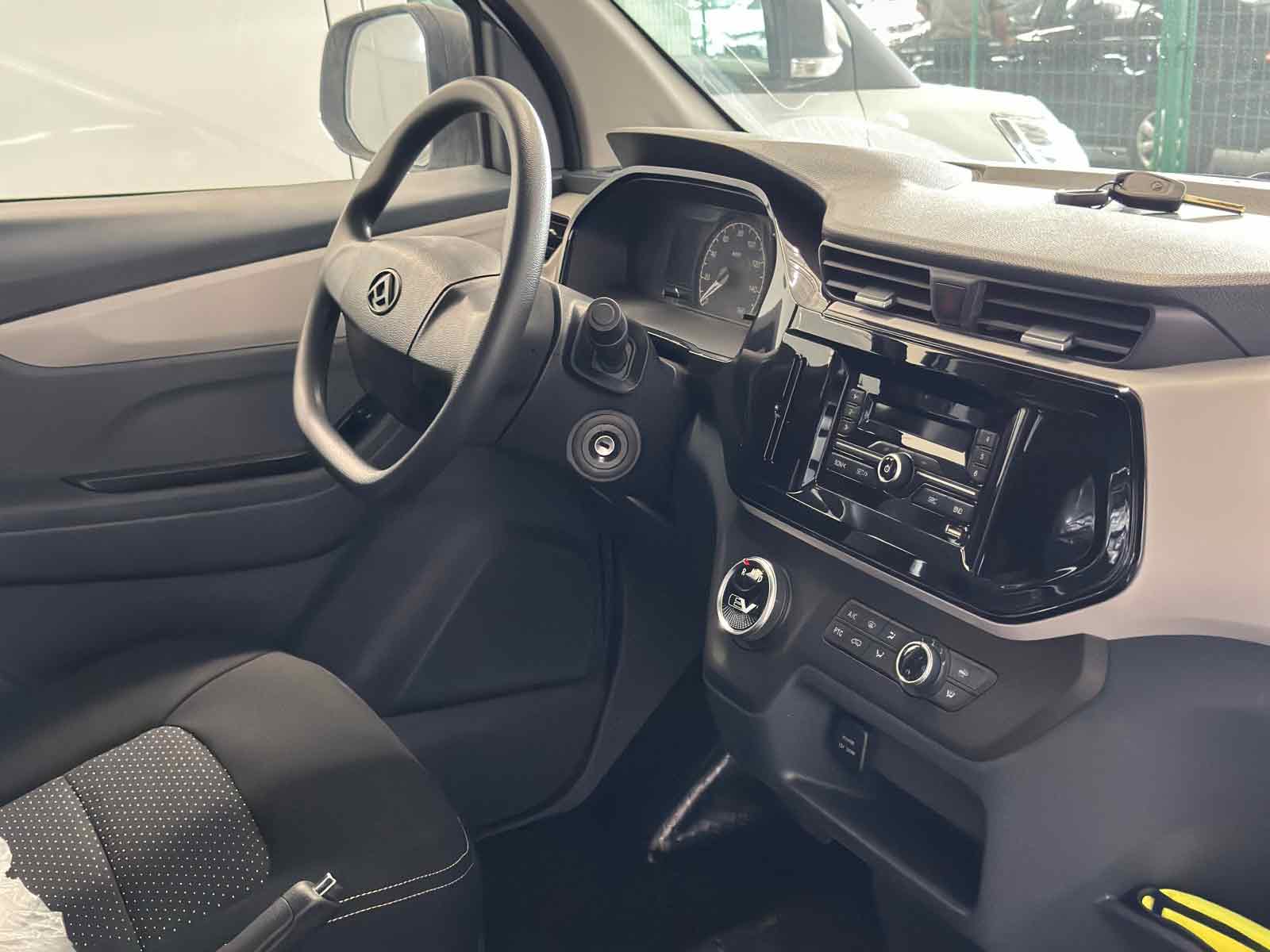 Maxus EV30: Urban Distribution Electric Logistics Expert