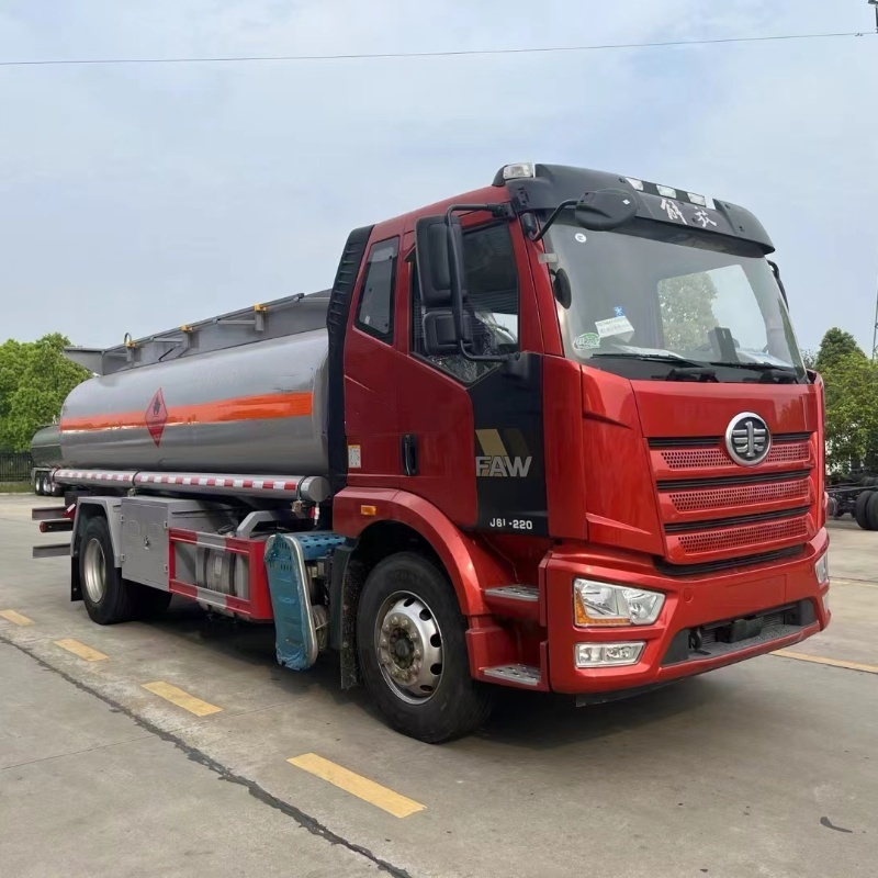 bulk tanker
