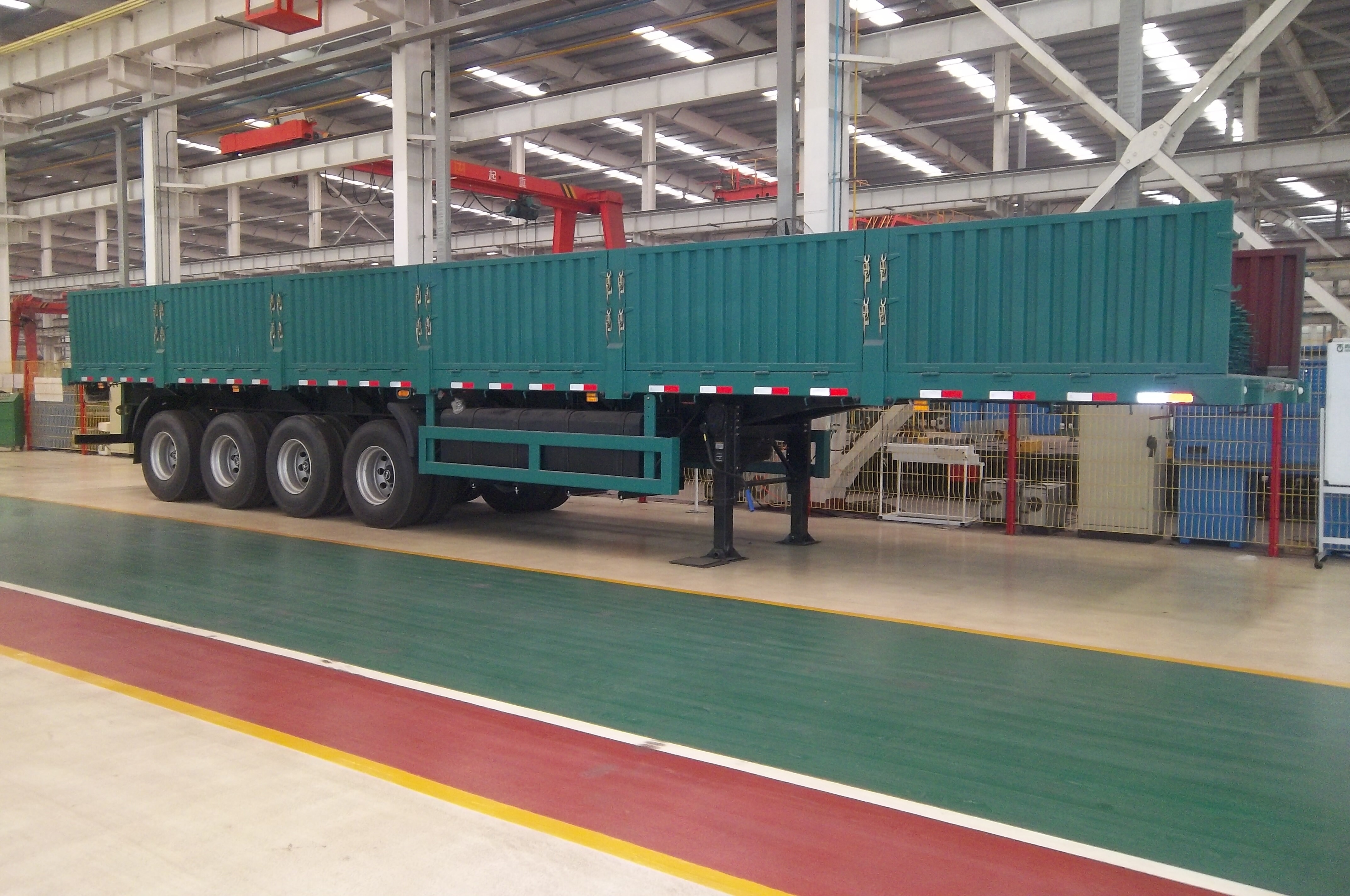 4 Axles Sidewall Semi Trailer