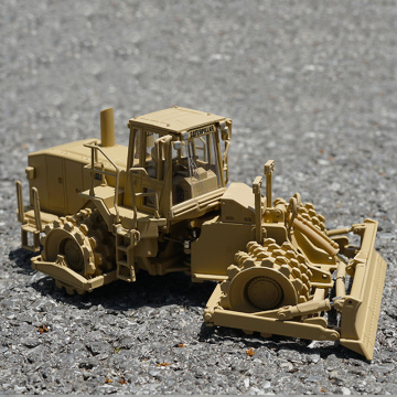 New 1:50 CAT 815F Soil compactor engineering vehicle Loader grader road roller Construction car model Adult collect display Show