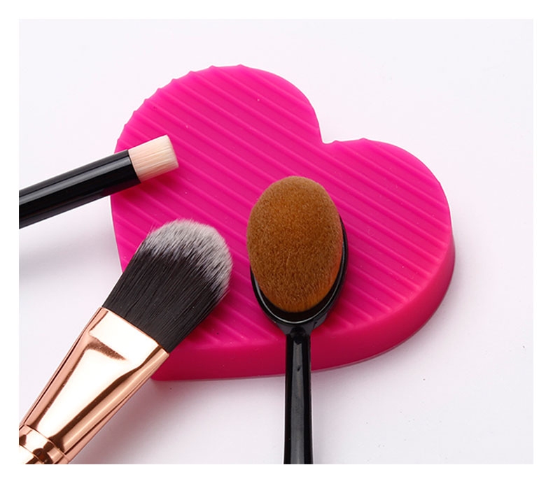 Miss Gorgeous Silicone Scrubbing Makeup Brushes Scrubber Makeup Sponge cosmetic Puff Cleaning Tool Dry Cleaner Board Heart-shape