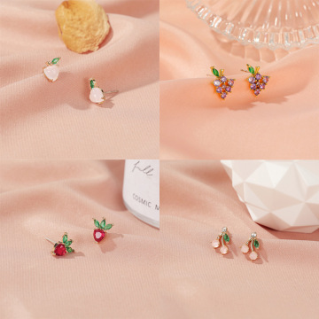 New Small fresh fruit earrings Studs Fashion Crystal Pineapple Banana Peach Apple Lemon Fruit Stud Earrings