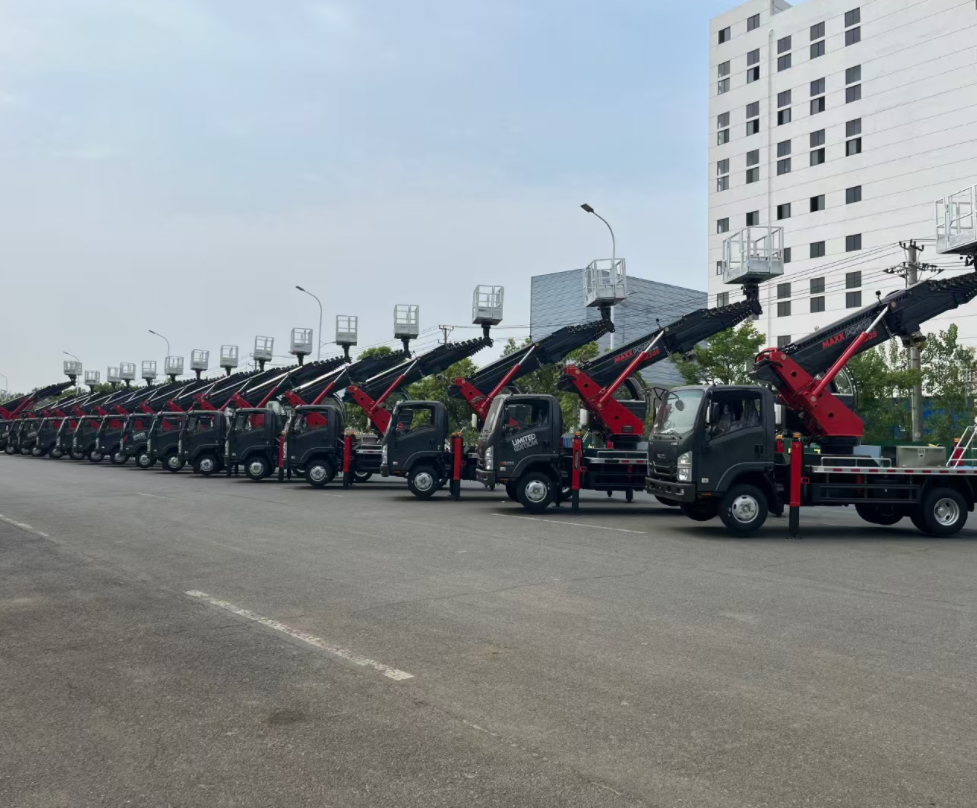 ISUZU 30m aerial wrok vehicles