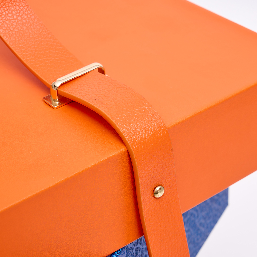 Custom Rigid Boxes and Packaging