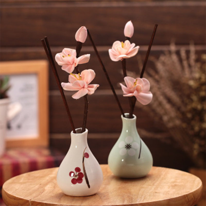 Creative Plum Ceramic Bottle No Fire Aromatherapy Essential Oil Set Diffuser Bottle Fashion Home Living Room Fresh Indoor Air