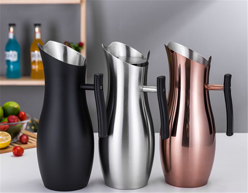 304 stainless steel pot cold water boiled cup pot Golden gold Ice Cold Freeze Kettle BEER JAR Bar Fruit Juice Red Wine Divider