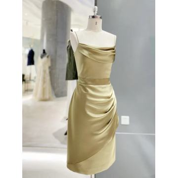 Satin Draped Golden A light sip