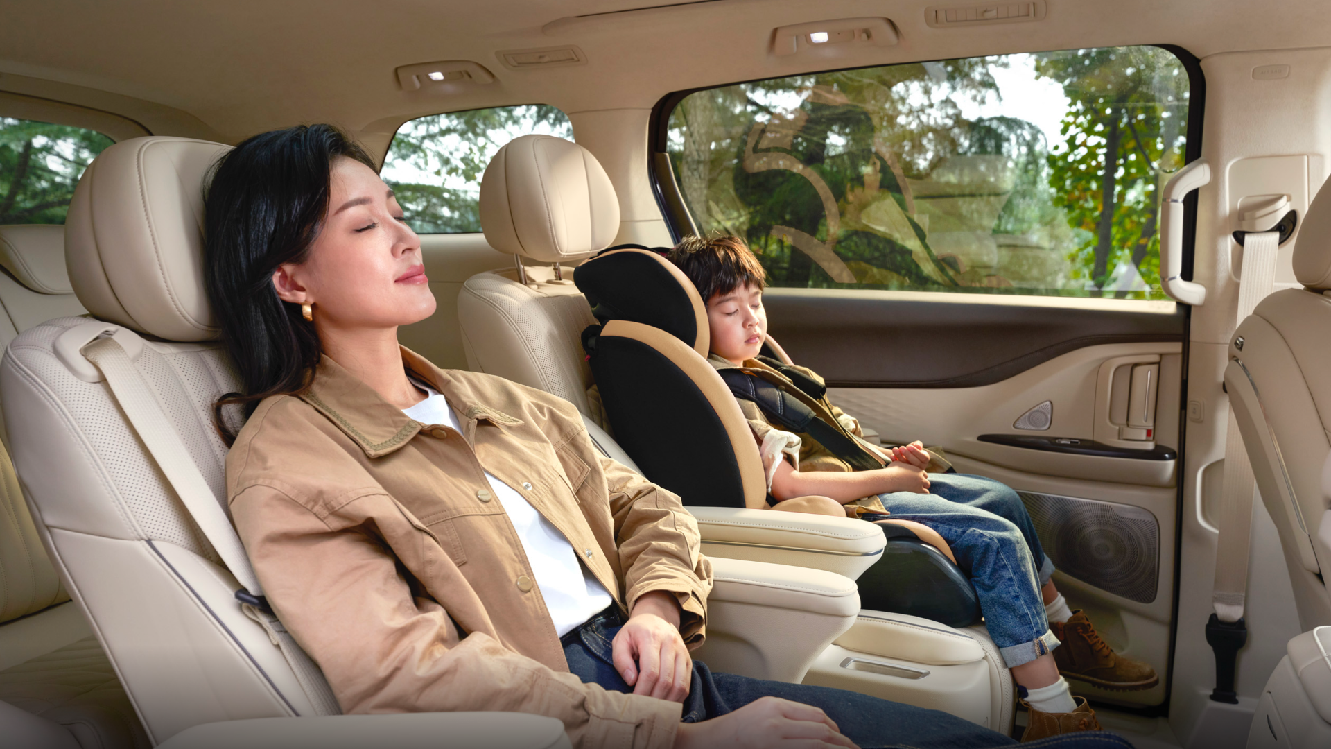 Deep-sea sound insulation and noise reduction