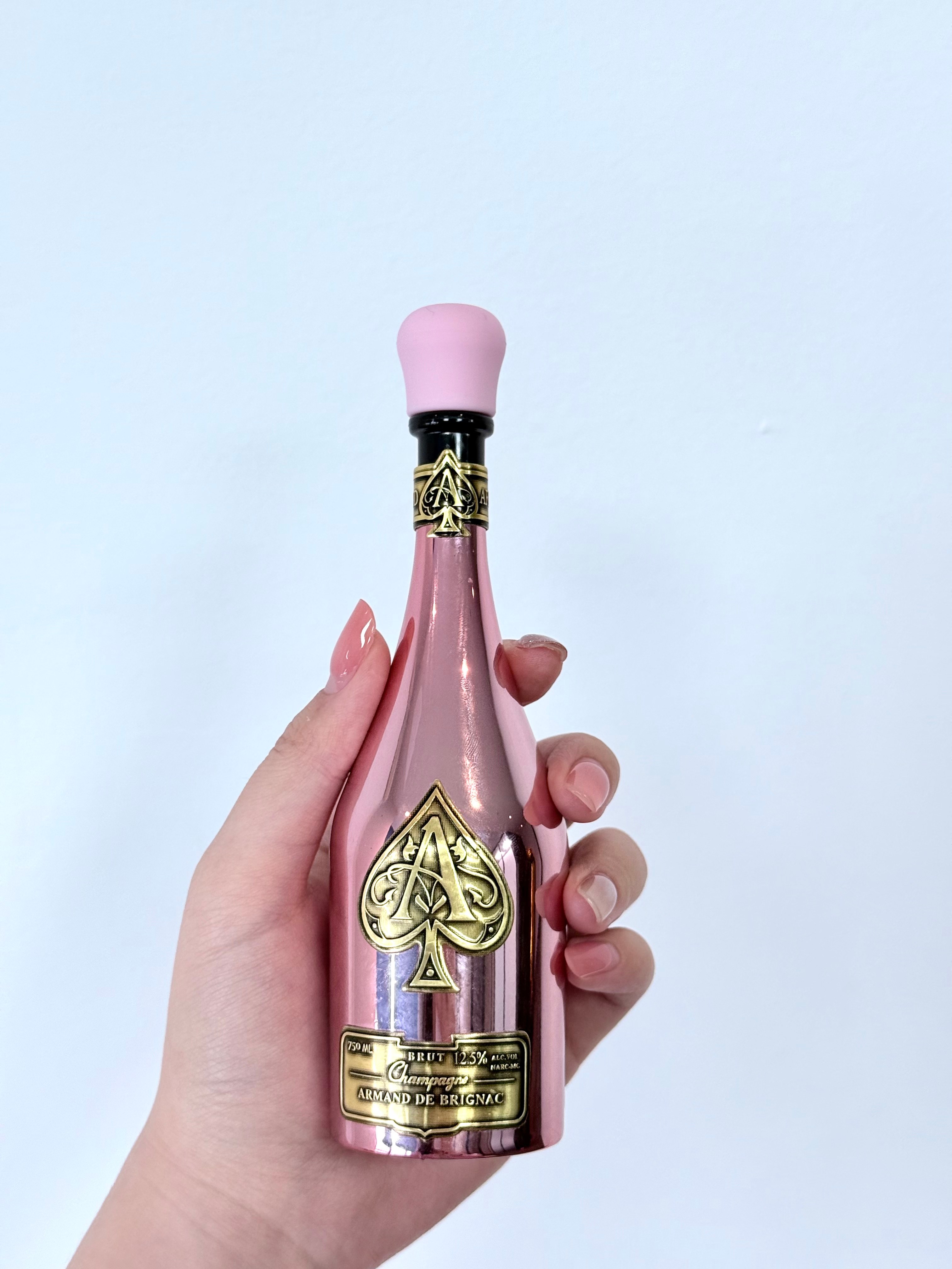 Armand de brignac Champagne vape 50000 Puff (2)