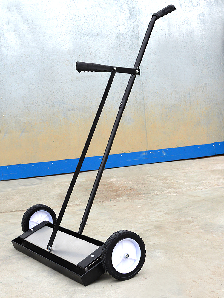 Ground iron pick-up / hand push strong iron suction cart / scrap iron sweeper