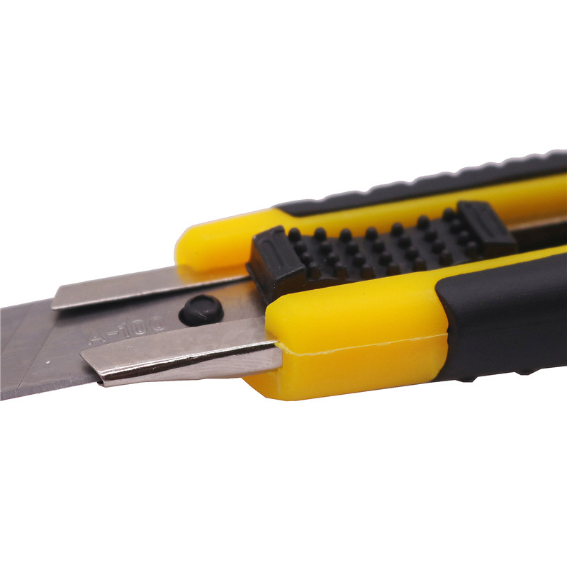 1 Pcs Office School Cutting Supplies 18 Mm Utility Knife Blade Diameter 18mm Blade Length 9.8cm Automatic Push And Pull