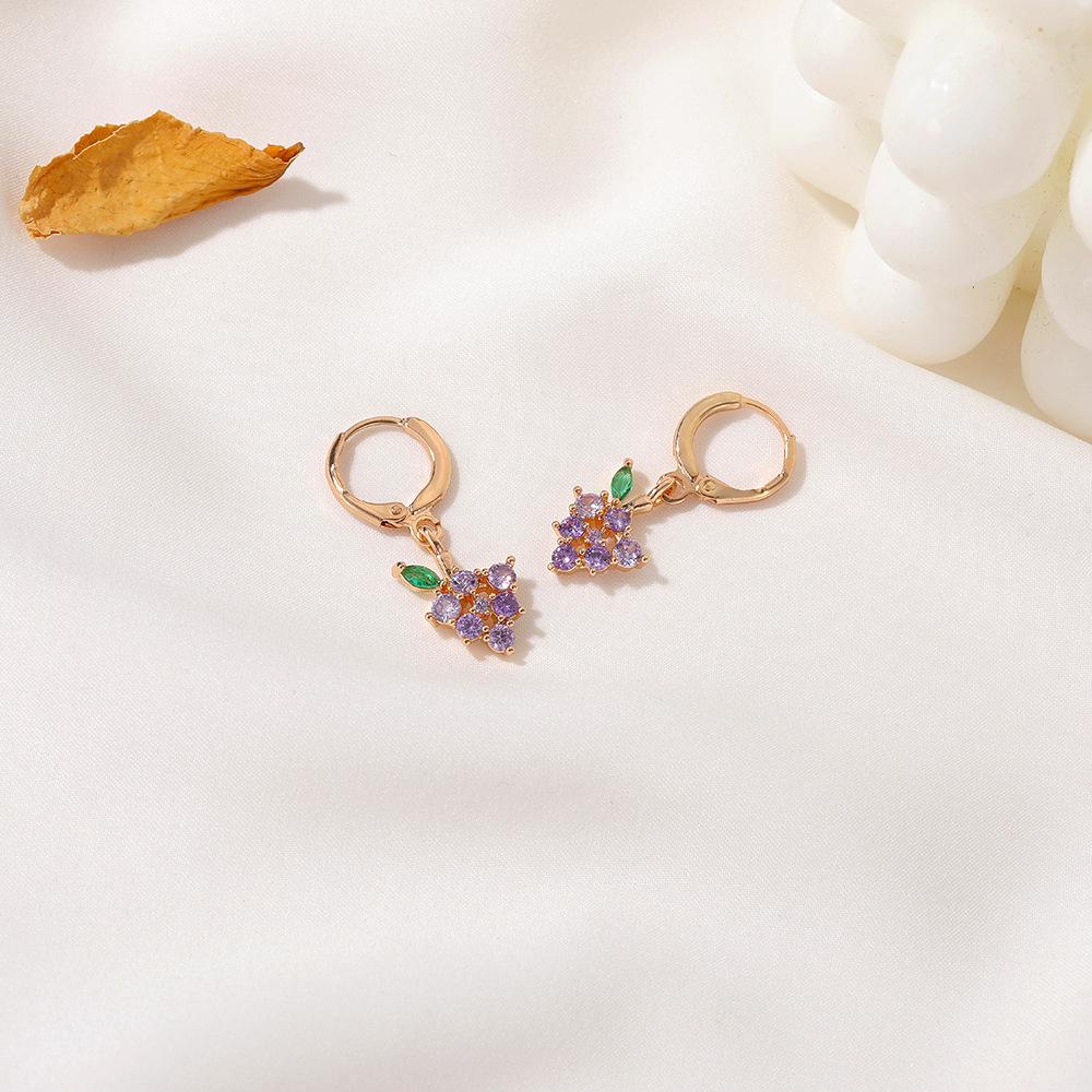 Korean Sweet Fresh Fruit Earrings Women Crystal Grape Apple Drop Earrings Charm Cute Zircon Earrings Jewelry Brincos Gift
