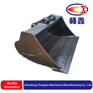 Durable Attachment For Excavator Cleaning Tasks