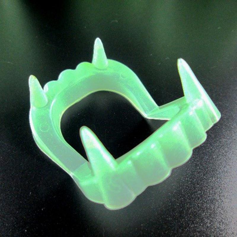 1 PC Vampire Fake Teeth for 5Y People Luminous Glow In The Dark Gag Terrorist Toy for Halloween Party Funny Spoof