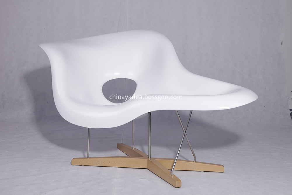 Modern Style Lounge Chair 1