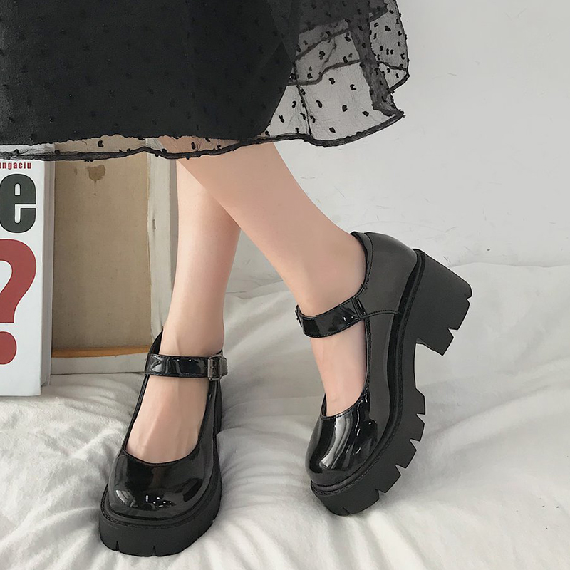 Fashion High Heels Women Pumps Black Patent Leather Platform Shoes Spring Ladies Mary Jane Shoes Women Buckle Strap Lolita Shoes