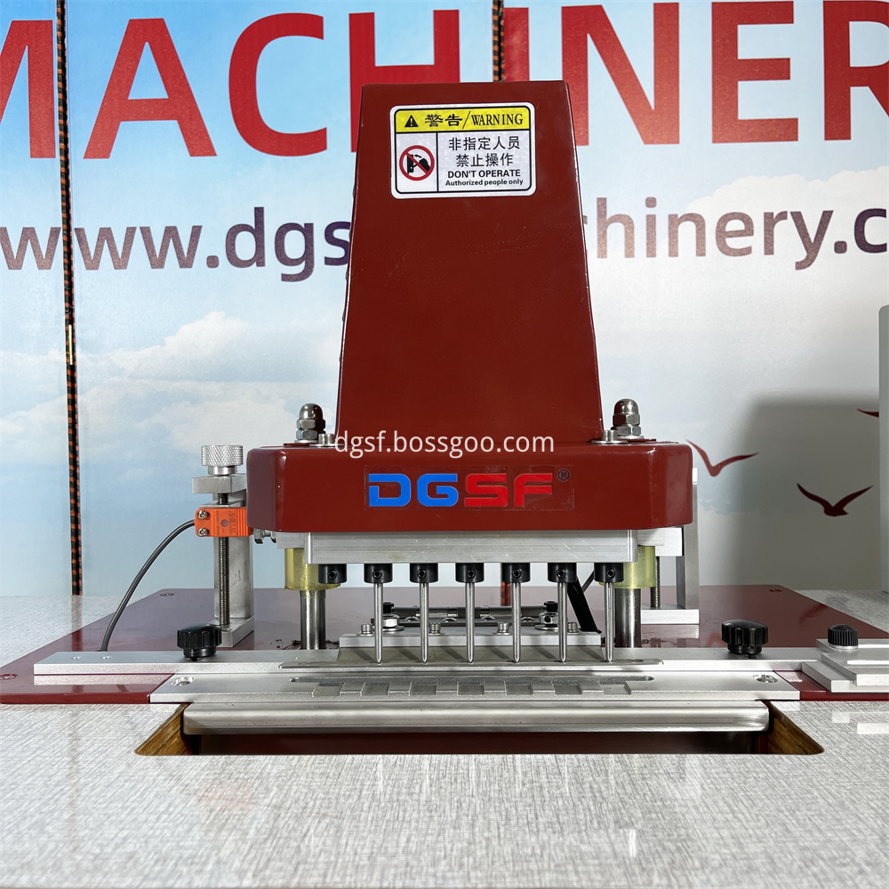 Leather Belt Dyeing Hole Machine 4 Jpg