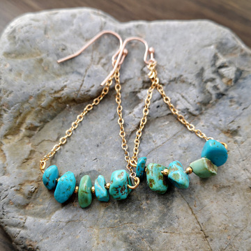 Bohemian Natural Turquoises Earring Tibetan Gold Chain String Gravel Crushed Stone Drop Earrings for Women Jewelry