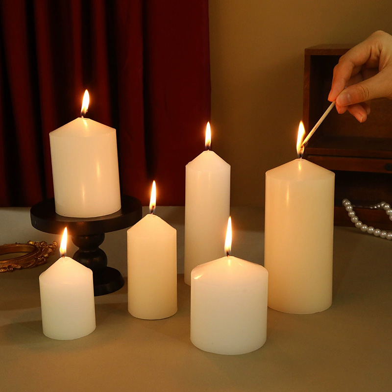 pillar candle 13