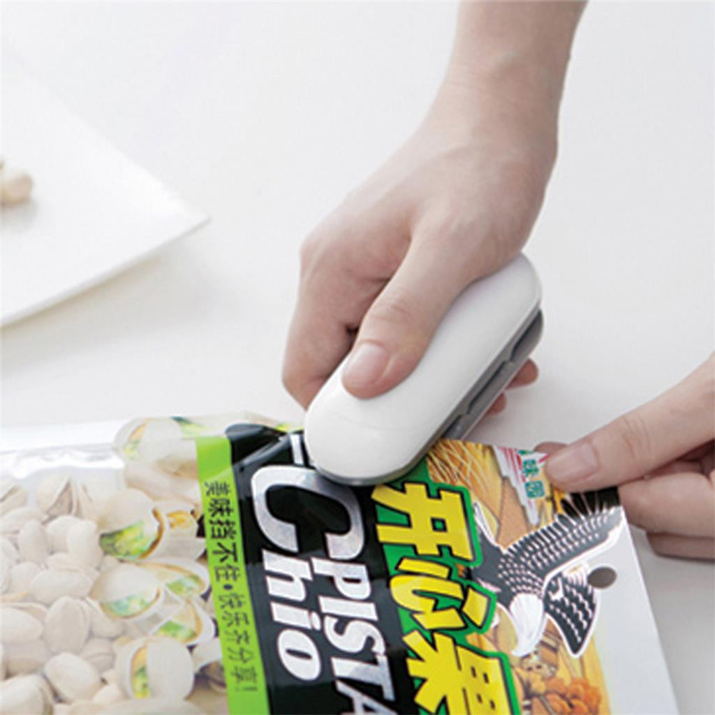 1/2 PC Portable Mini Sealing Household Machine Heat Sealer Capper Food Saver For Plastic Bags Packaged Mini Gadgets#J7