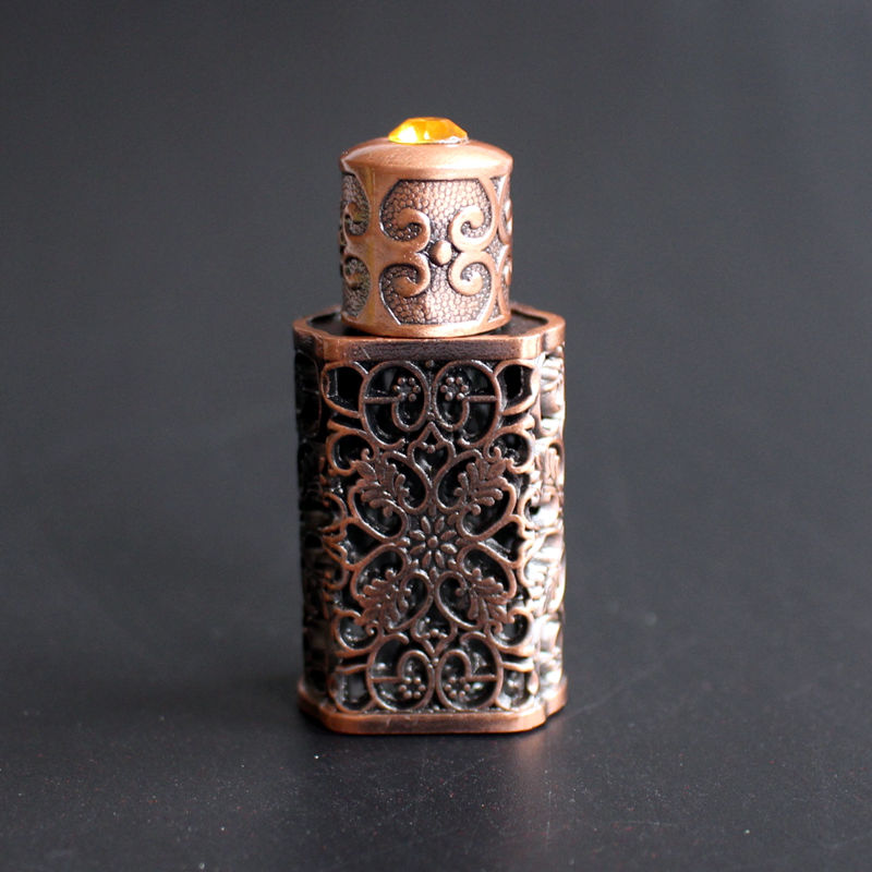 4pcs/24pcs/60pcs 3ml Antiqued Metal Perfume Bottle Empty Arab Style Alloy Hollow Out Essential Oils Bottle with Glass Dropper