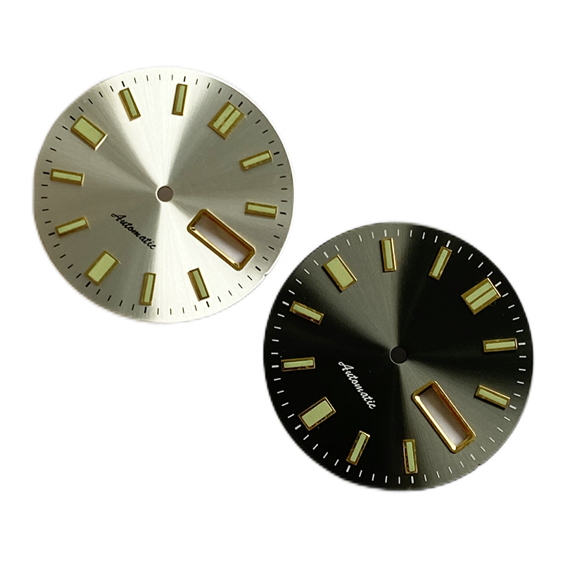 green luminous dial 