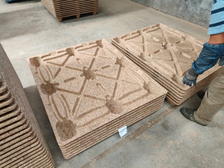 Compress Wood Pallet