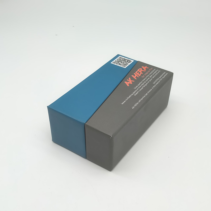 Clamshell Box