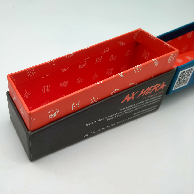 Clamshell Box