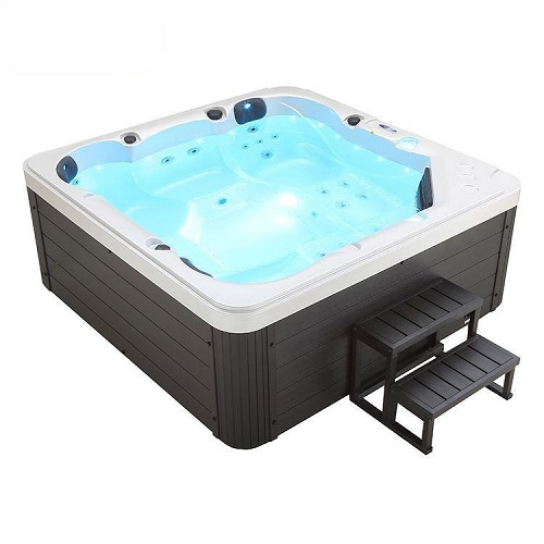 Backyard Patio Ideas With Jacuzzi
