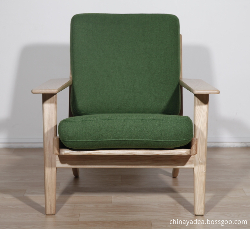 Replica Hans Wegner Plank Chairs