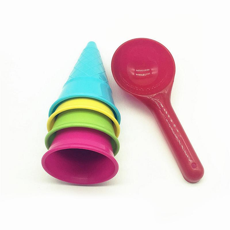 10pcs Plastic Beach Toys Seaside Sand Ice Cream Cones and Scoop Outdoor Toys for Children Kids (Random Color)