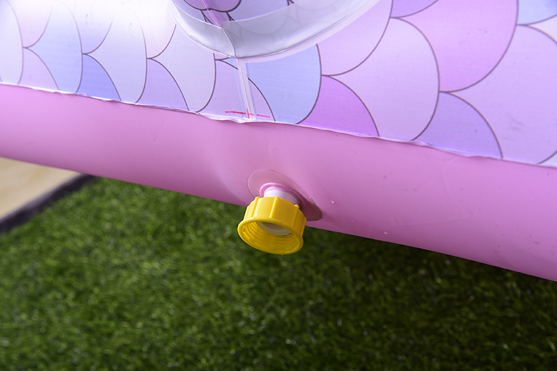 inflatable sprinkler kiddie pool