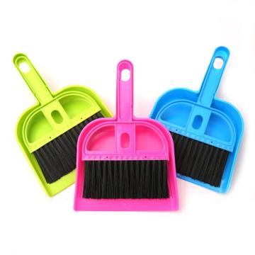 Hot Sale Fashion Product Mini Sleepwear Desktop Sweep Small Broom Dustpan Pet Cleaning Brush Pets Accessories Pet Grooming
