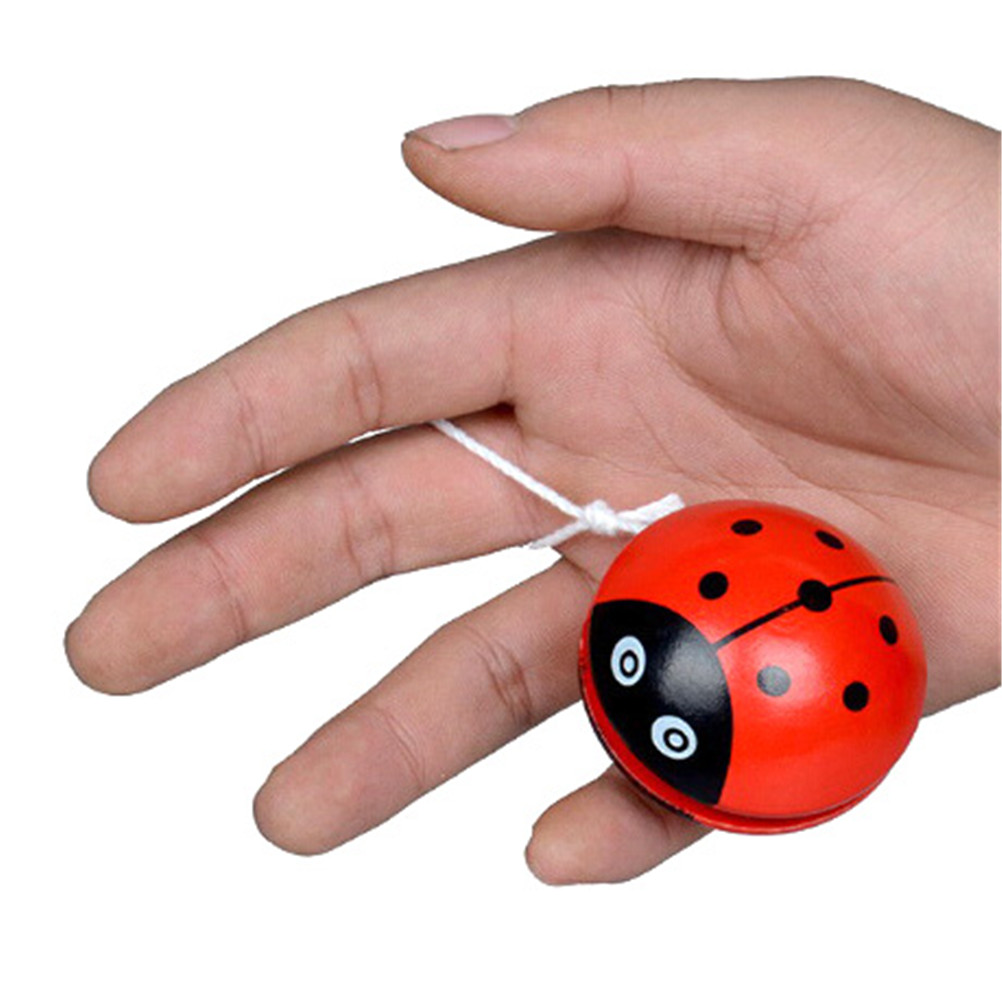 1PC Yo Yo toys for children ladybird Yo Yo ball Blue green red yellow Ladybug YOYO creative toys wooden Random