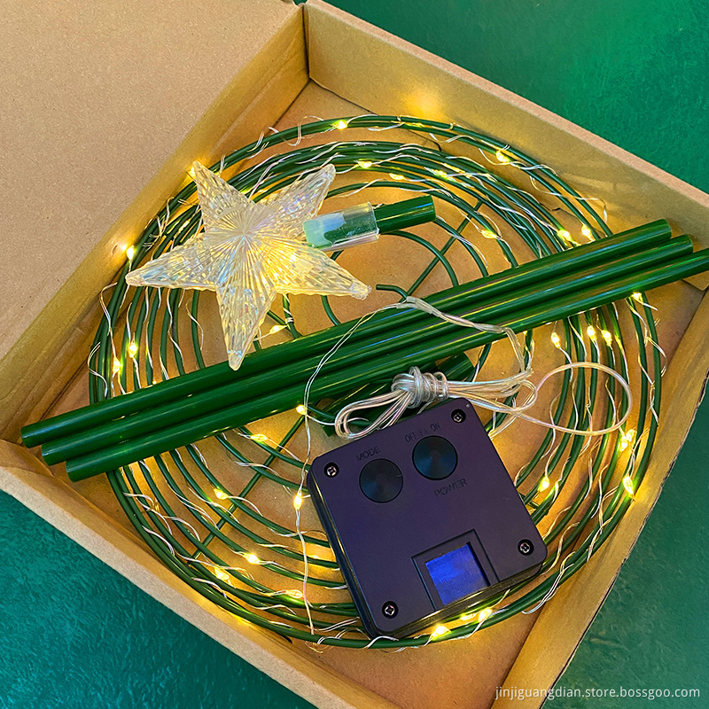 Small Solar Christmas Tree Light